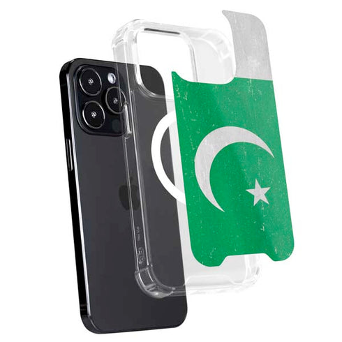 Pakistan Flag Distressed iPhone 15 Pro MagSafe Case